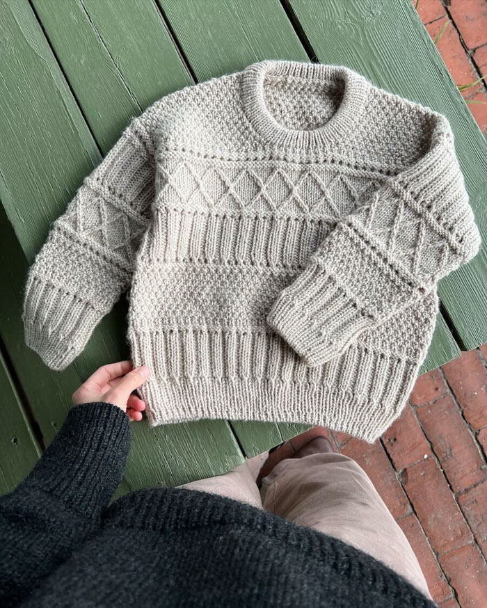 Ingrid Sweater Junior ohje PetiteKnit