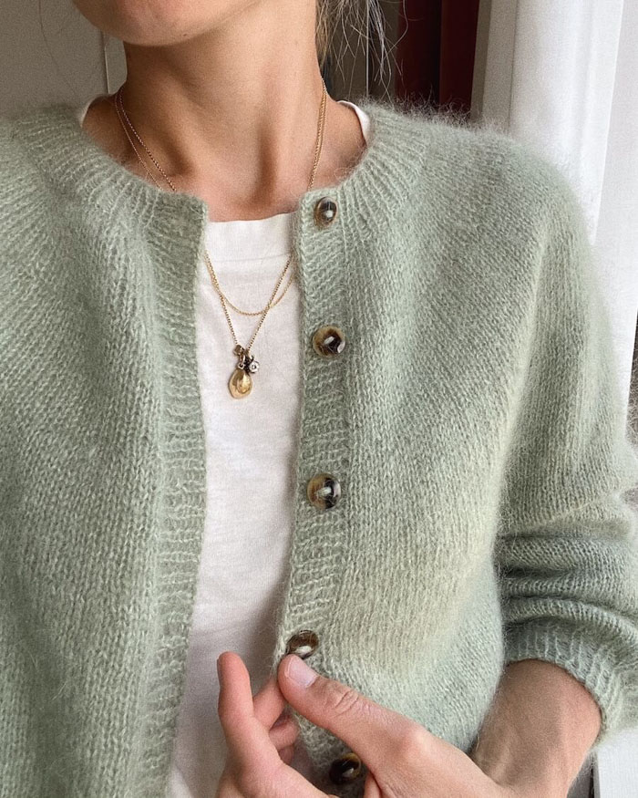 Novice Cardigan ohje PetiteKnit