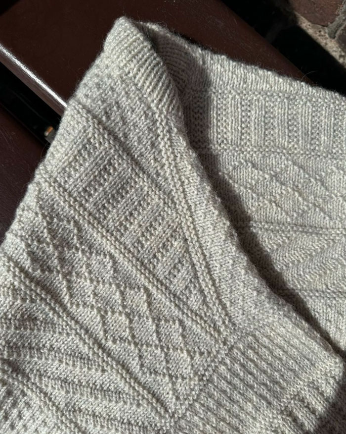 Storm Sweater ohje PetiteKnit