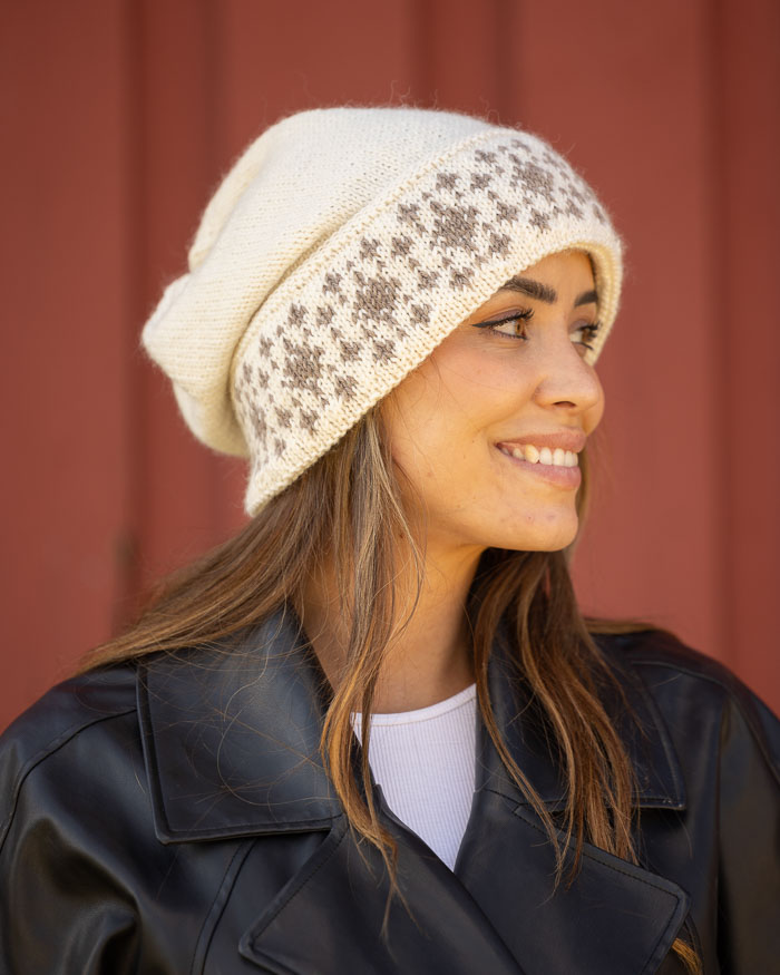 Kirjoneulepipo Loen | Idun