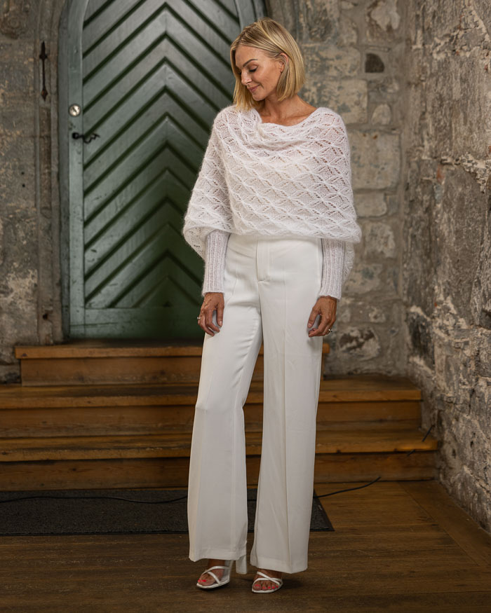 Kietaisupitsihuivi hihoilla Blege | Kid-Silk