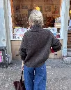 Hannah-sweater-o-neck-03.webp