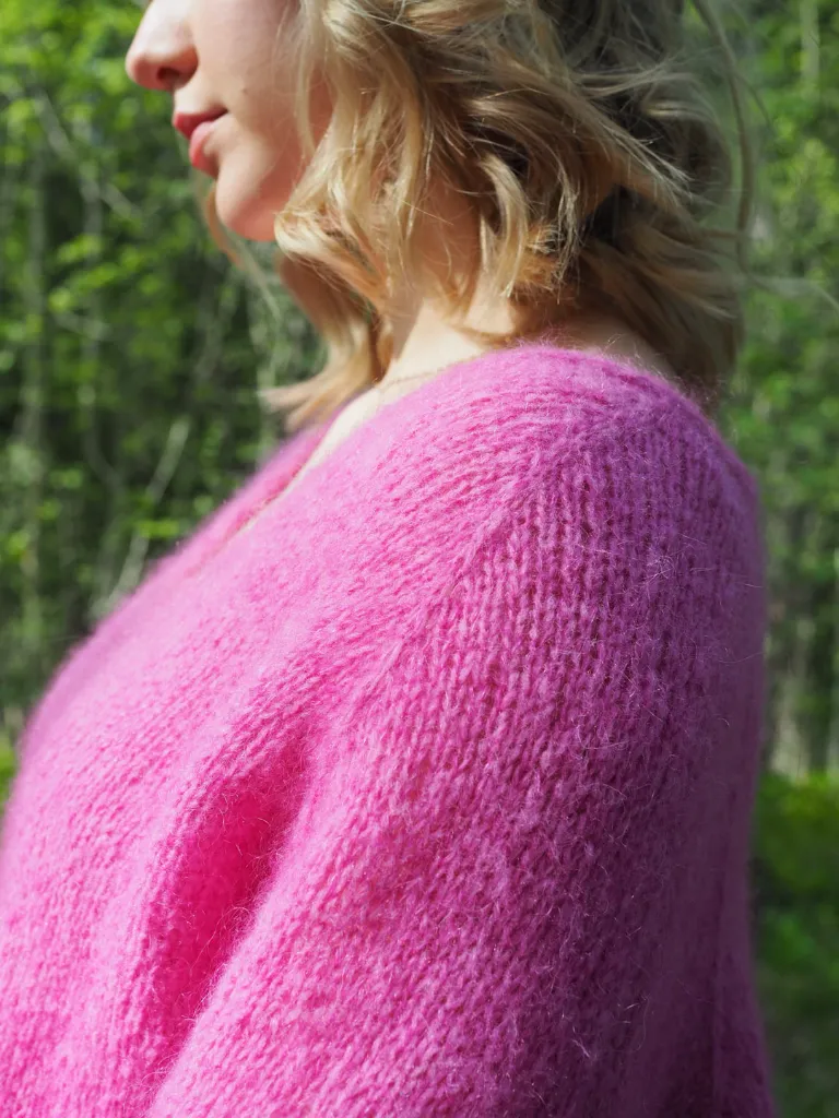 Cumulus Blouse V-neck_ (15)_1080.webp