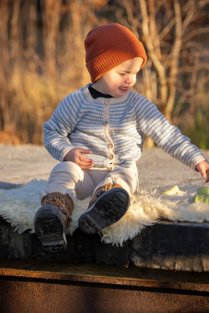 2603-9-Lasten-Lillevenn-raglantakki-02_1080.webp