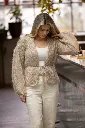 SC-09-1B-Hyss-neuletakki-beige-01_1080.webp