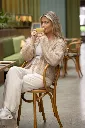 SC-09-1A-Hyss-neuletakki-vaaleabeige-02_1080.webp
