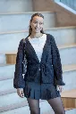 SC08-2b-Veya-neuletakki-musta-01_1080.webp