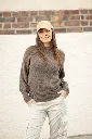 SC08-4-Fizz-raglanpaita-04_1080.webp
