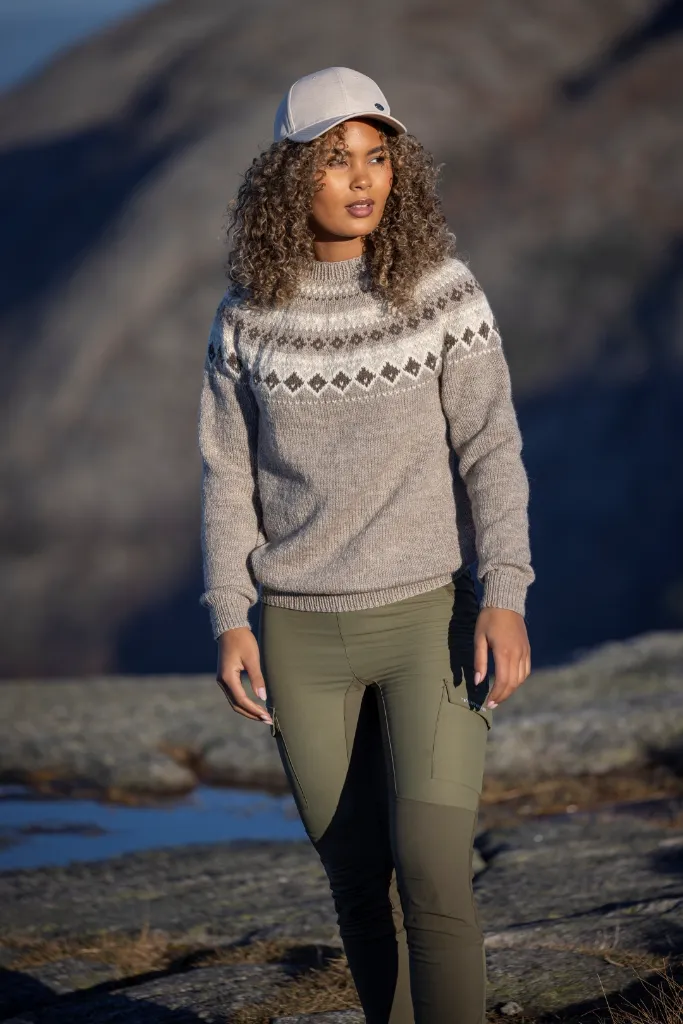 2524-01c-Fjellbris-kirjokaarrokepaita-beige-019_1080.webp