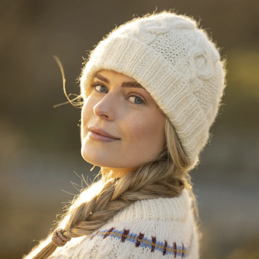 2601-8-Breida-palmikkopipo-03_1080.webp