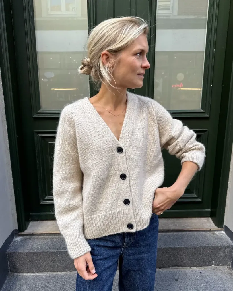 Champagne Cardigan ohje PetiteKnit