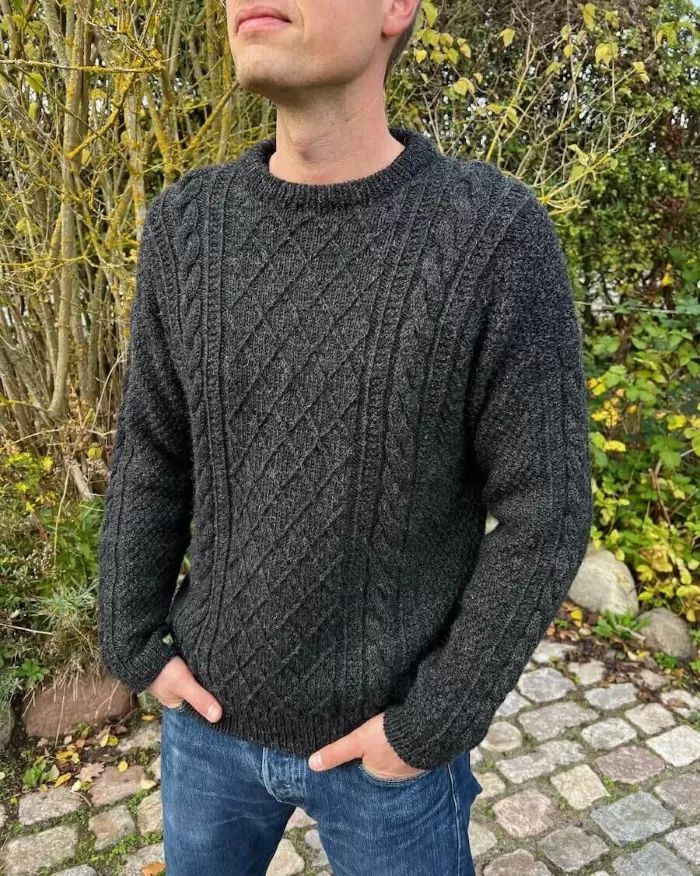 [PKMOBYSWEMANOHJE] Moby Sweater Man ohje PetiteKnit miesten malli