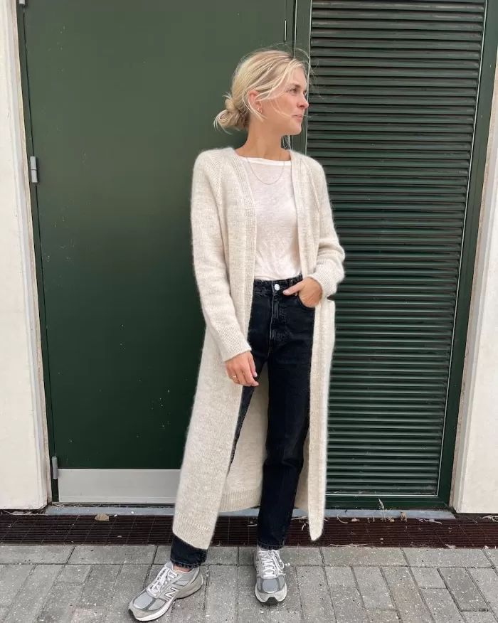 [PKNOFRILLSCAOHJE] No Frills Cardigan ohje PetiteKnit