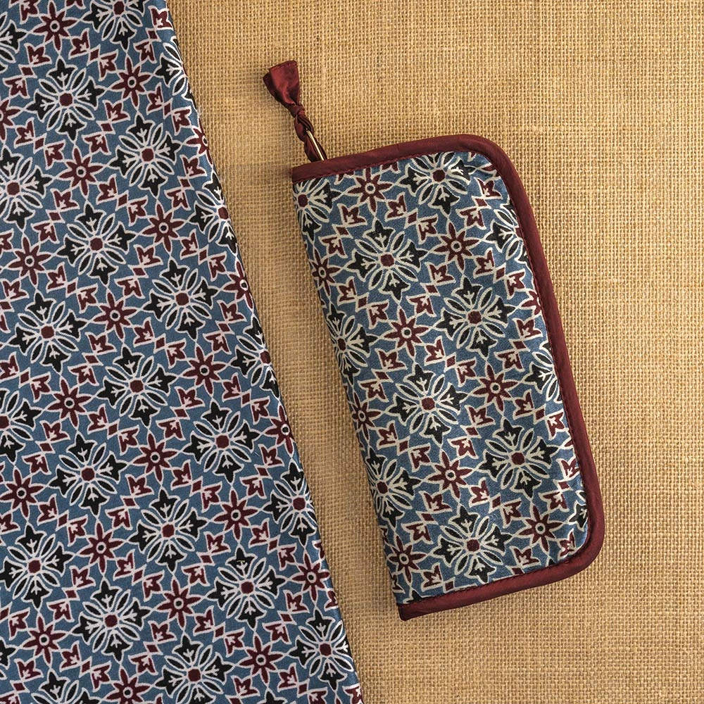 [Q350701] Puikkokotelo sukkapuikoille Ajrak LanternMoon