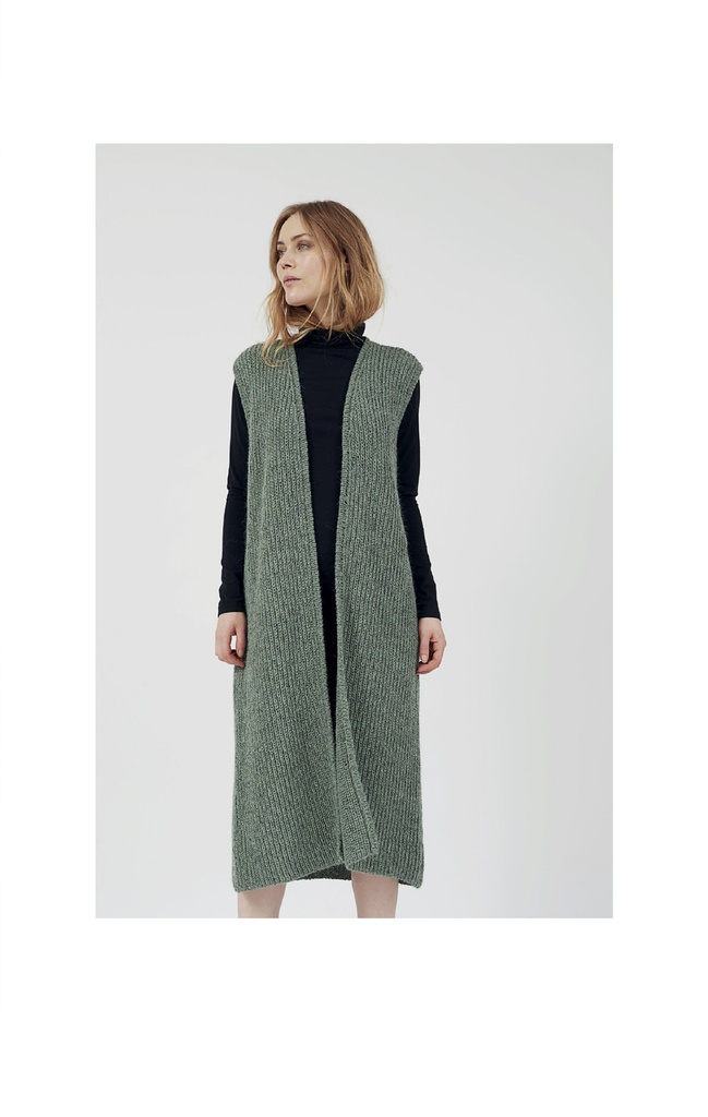 [Y7340235] Neuleliivi Inga  | Hjertegarn 1737 ohje