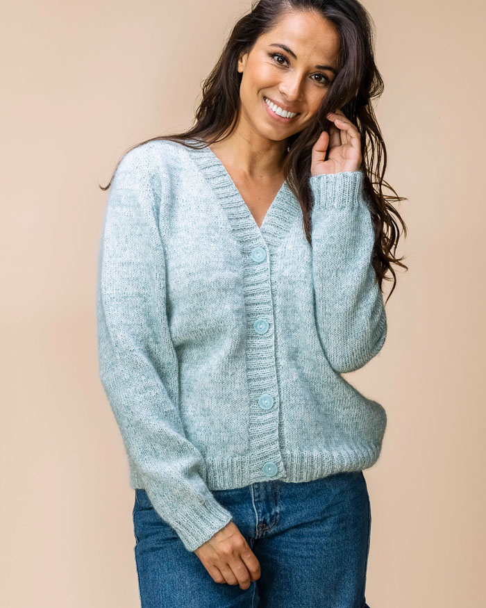 [Y7340336] Raglanneuletakki Jane | Hjertegarn 2361 ohje