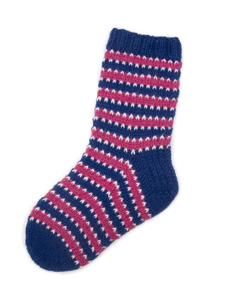 Pilkkuraitasukat | Lankamaailma ohje