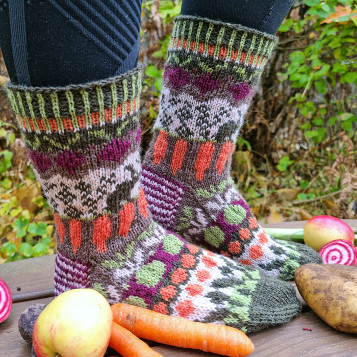 [Y7310052] Puutarhan syyssatoa -sukat | Lankamaailma / Merja Palin ohje