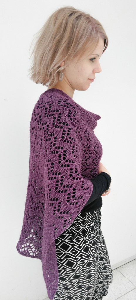 [Y7330001] Helppo pitsihuivi | Lankamaailma ohje