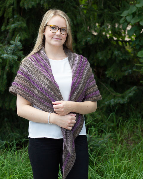 [Y7330030] Virkattu kolmiohuivi | Lankamaailma ohje