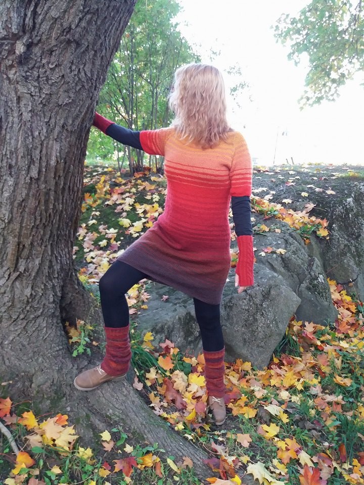 [Y7340036] Raidallinen tunika | Lankamaailma ohje