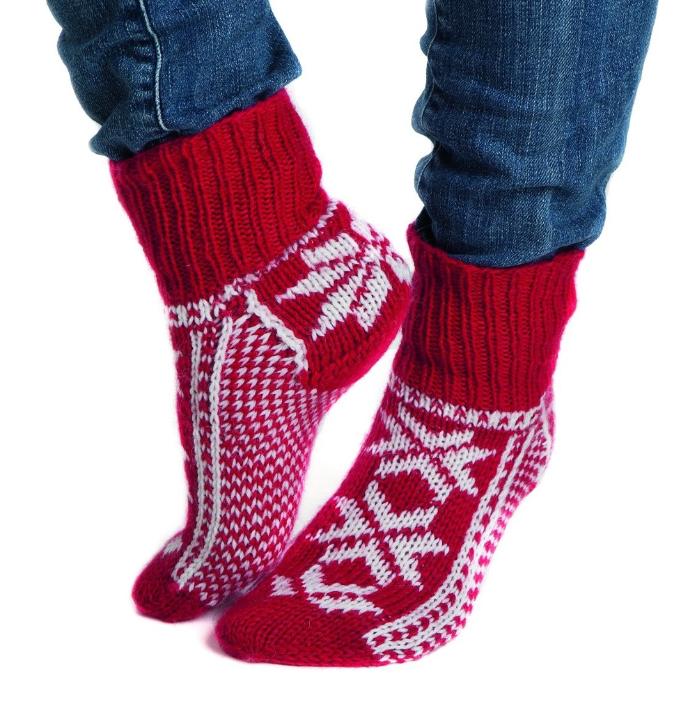 Tähtikuvioiset kirjoneulesukat | Viking Garn 1508-10 ohje