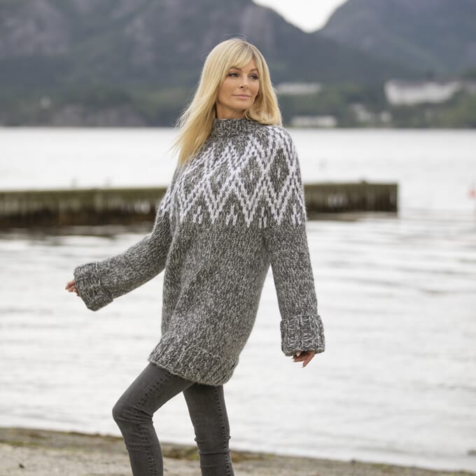 Bliss kaarrokeneule | Viking Garn 2022-11 ohje