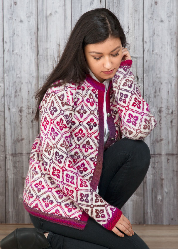 [Y7340318] Elida kirjoneuletakki | Viking Garn 1604-4 ohje