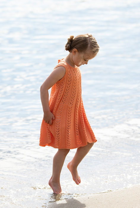 Lapsen Nikoline neulemekko | Viking Garn 1918-1 ohje