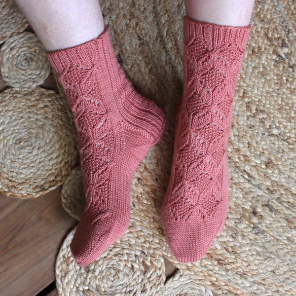 Herttuatar-sukat ohje+langat tekemispaketti Armonia